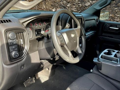 Used 2021 Chevrolet Silverado 1500 Custom image 12