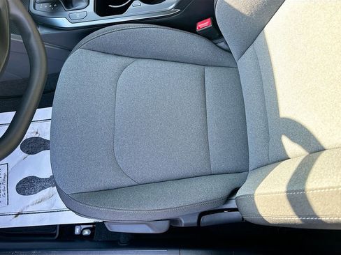 New 2025 Kia K4 LXS image 18