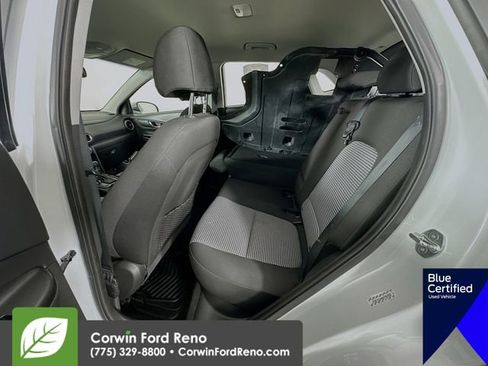 Used 2021 Hyundai Kona SE image 25