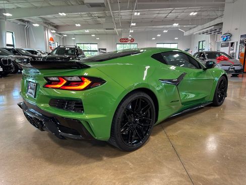 Used 2026 Chevrolet Corvette Z06 RWD image 8