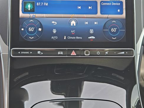 Certified 2025 Mercedes-Benz GLC 300 4MATIC image 20