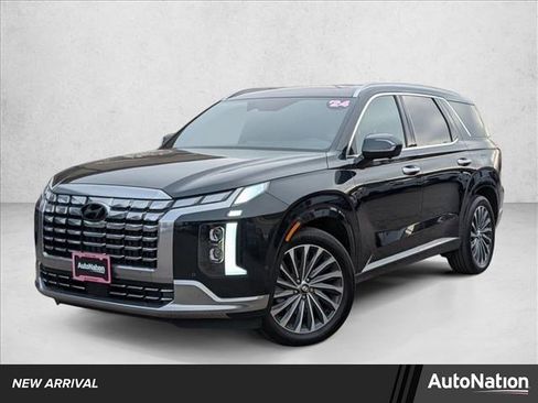 Used 2025 Hyundai Palisade Calligraphy image 1