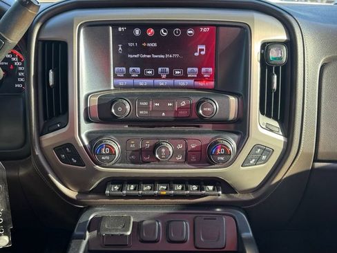 Used 2016 GMC Sierra 2500 Denali w/ Duramax Plus Package AWD/4WD image 13