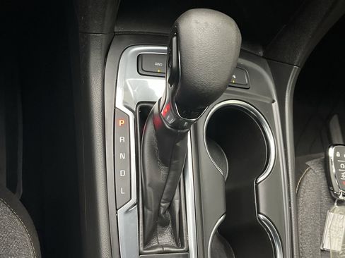 Certified 2023 Chevrolet Equinox LT image 24