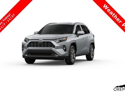 New 2025 Toyota RAV4 XLE w/ Weather Package