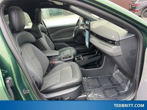 Certified 2025 Ford Mustang Mach-E GT image 22