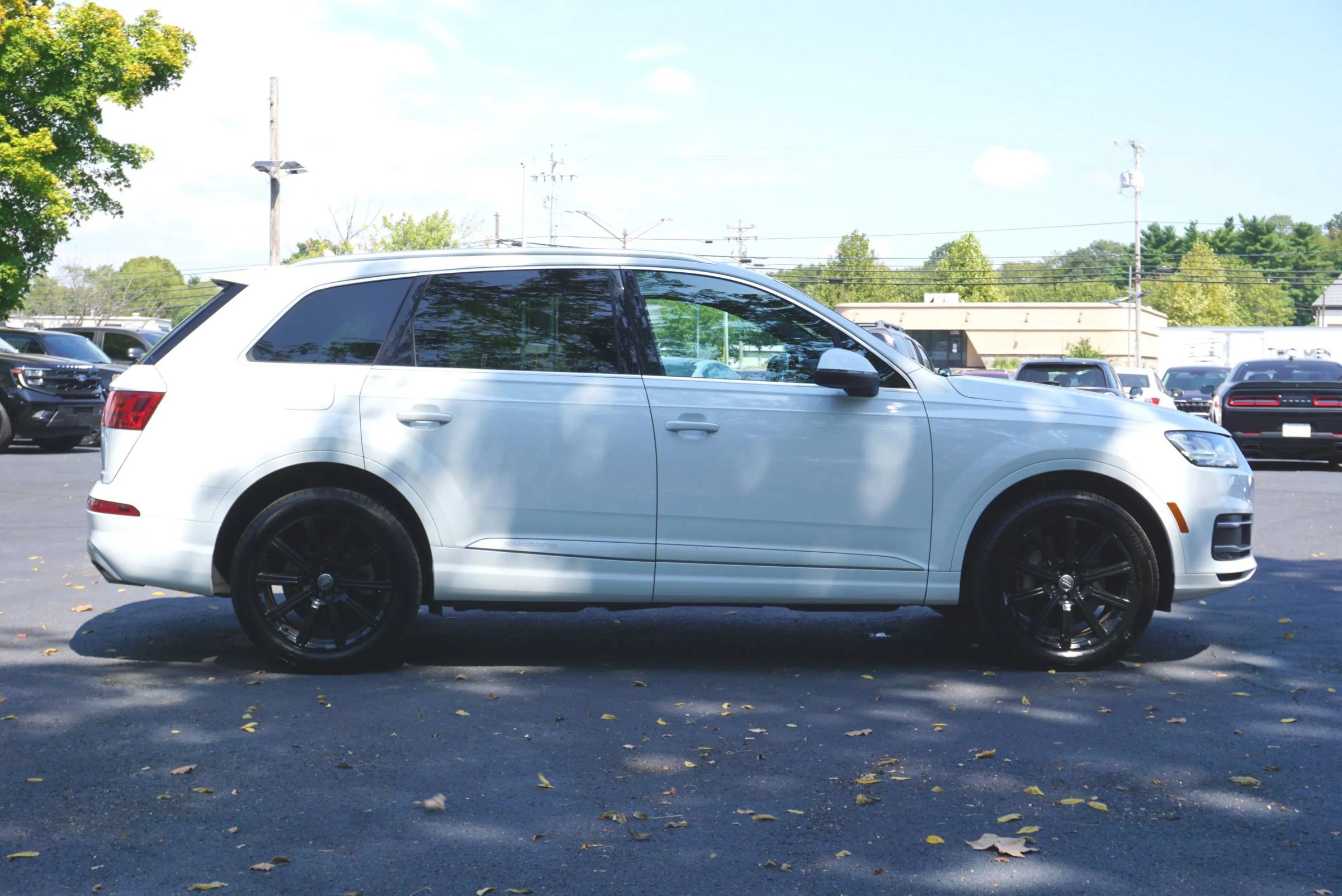 Used 2017 Audi Q7 3.0T Premium Plus AWD/4WD image 4
