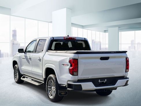 Used 2023 Chevrolet Colorado LT w/ LT Convenience Package AWD/4WD image 3
