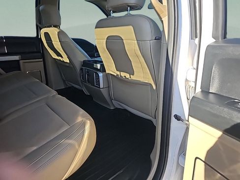 Used 2016 Ford F150 Lariat image 35