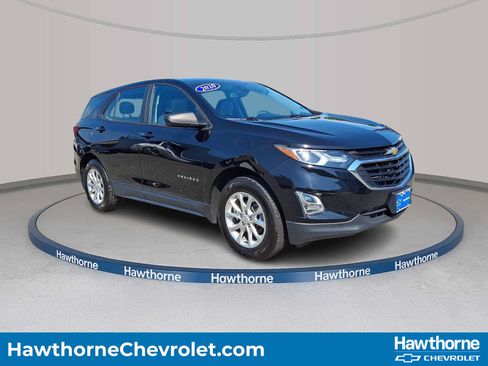Used 2020 Chevrolet Equinox LS AWD/4WD image 1