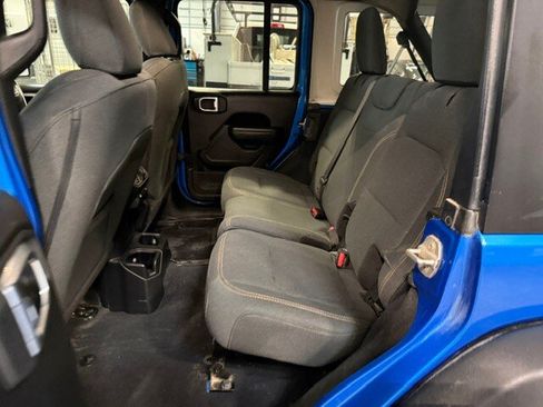 Used 2024 Jeep Wrangler Unlimited Sport AWD/4WD image 37