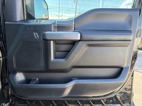 Used 2018 Ford F150 XLT w/ Equipment Group 302A Luxury image 26