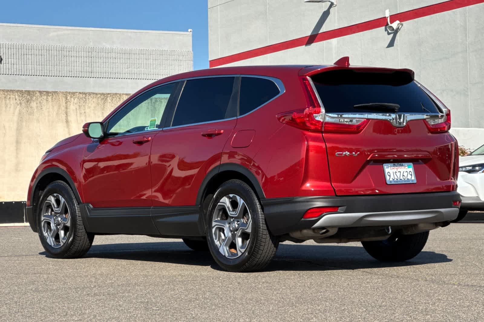 Used 2018 Honda CR-V EX image 7