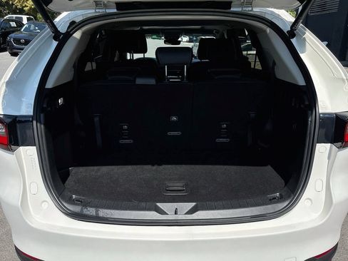 Certified 2024 MAZDA CX-90 3.3 Turbo w/ Preferred Plus AWD/4WD image 27