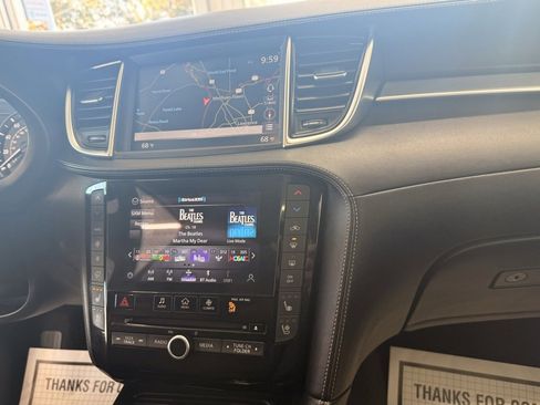 Used 2022 INFINITI QX50 Essential image 37