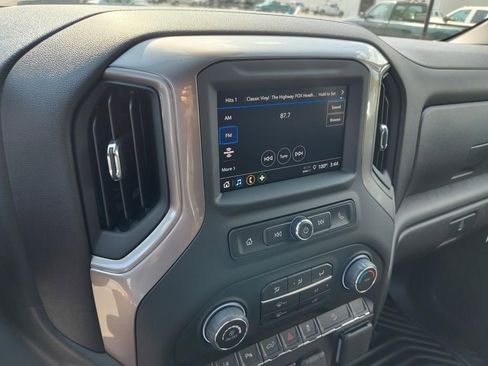 Used 2024 Chevrolet Silverado 2500 Custom w/ Custom Value Package image 16