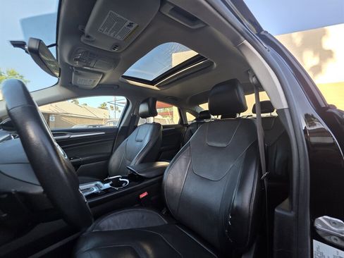 Used 2016 Ford Fusion Titanium FWD image 15