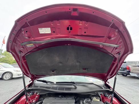 Used 2017 Toyota Camry SE image 37