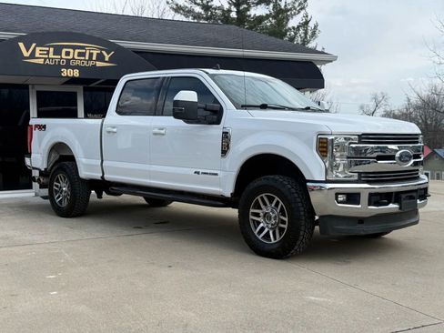 Used 2019 Ford F250 Lariat w/ Lariat Value Package image 1