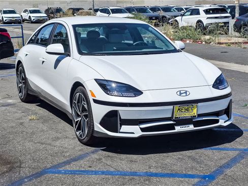 New 2025 Hyundai Ioniq 6 SEL image 3