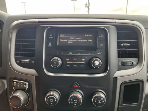 Used 2019 RAM 1500 Tradesman w/ Chrome Plus Package RWD image 18