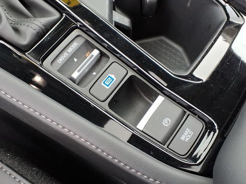 Used 2025 Honda Accord Touring image 21