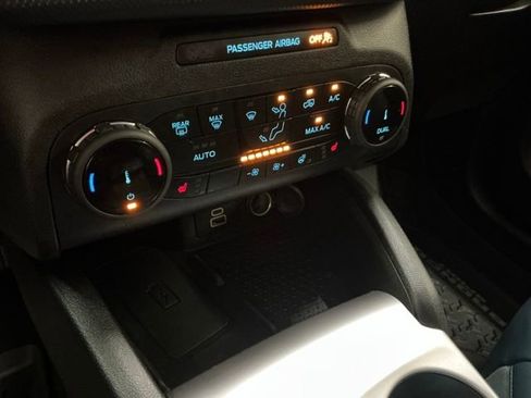 Used 2024 Ford Bronco Sport Outer Banks w/ Tech Package AWD/4WD image 23