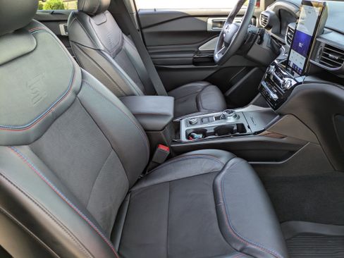 Used 2024 Ford Explorer ST w/ Equipment Group 401A image 12