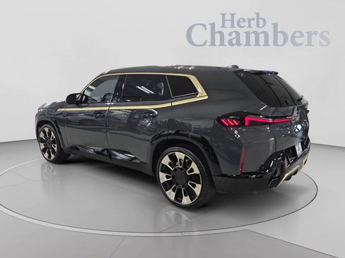 Used 2023 BMW XM AWD/4WD image 3