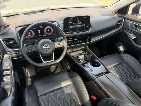 Used 2023 Nissan Rogue Platinum w/ Platinum Premium Package FWD image 10