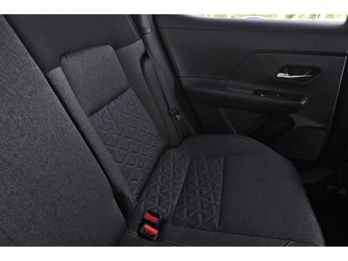 Certified 2025 Nissan Kicks SV image 15