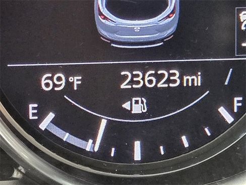 Used 2023 MAZDA CX-9 Touring image 28