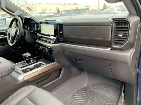 Certified 2022 Chevrolet Silverado 1500 LT Trail Boss w/ LT Trail Boss Premium Package image 30