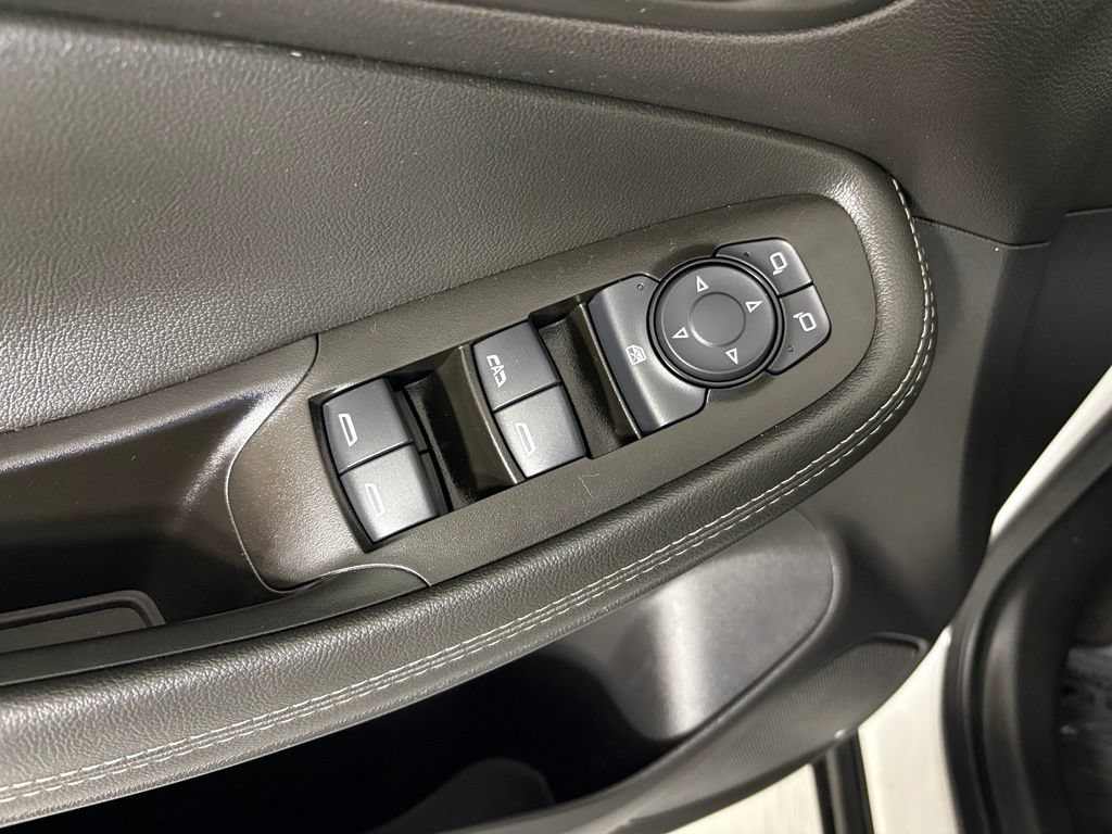 Used 2024 Buick Encore GX Preferred w/ Comfort Package FWD image 19