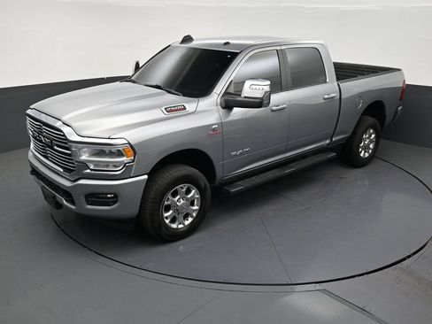 Used 2023 RAM 2500 Laramie AWD/4WD image 12