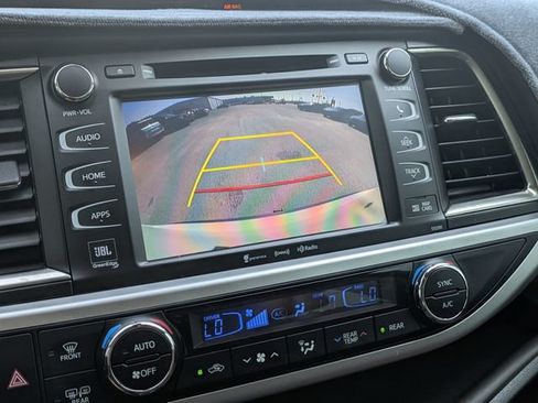 Used 2019 Toyota Highlander Limited AWD/4WD image 21