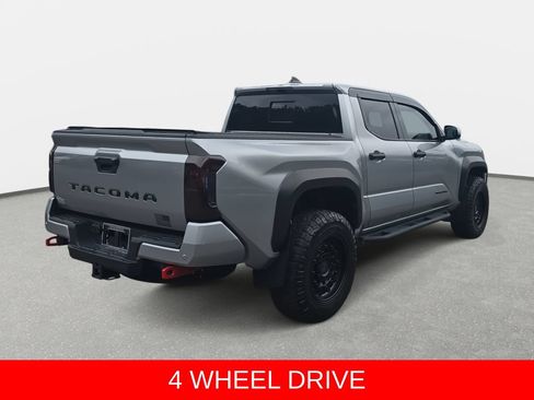 Used 2025 Toyota Tacoma TRD Off-Road w/ TRD Off Road Upgrade Package AWD/4WD image 5