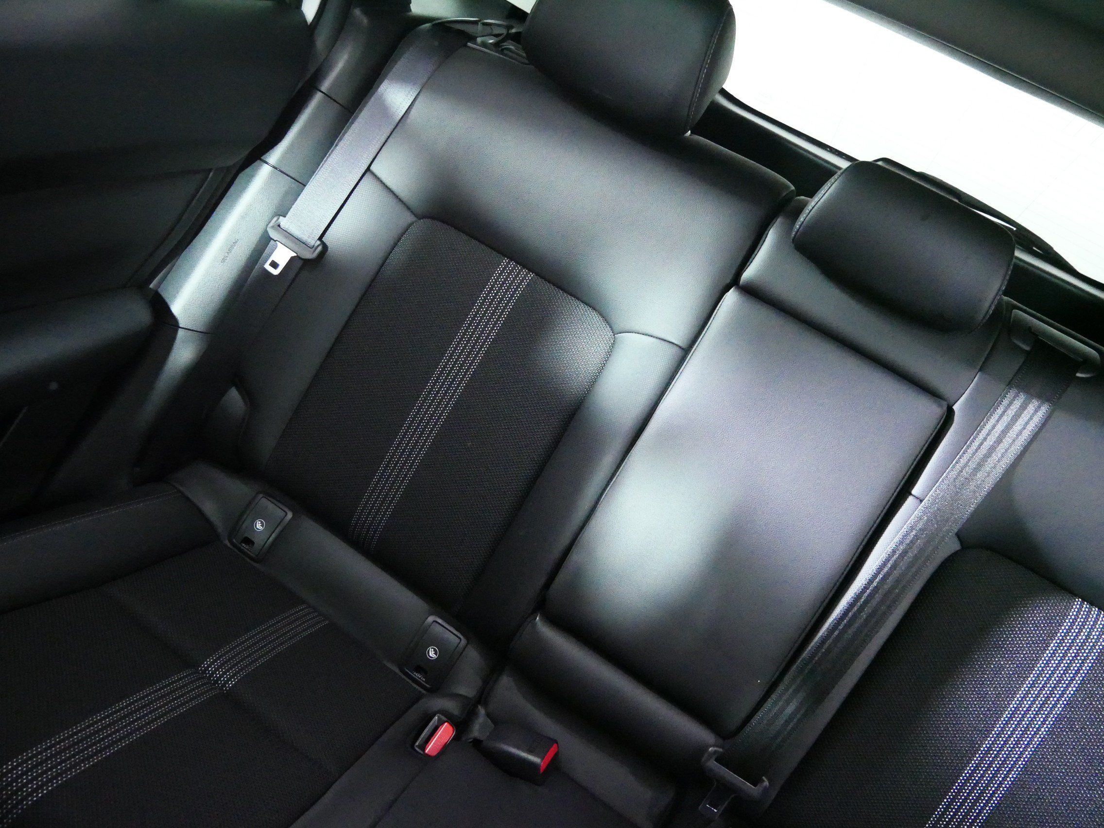 Used 2025 MAZDA CX-50 AWD 2.5 S w/ Premium Package image 12