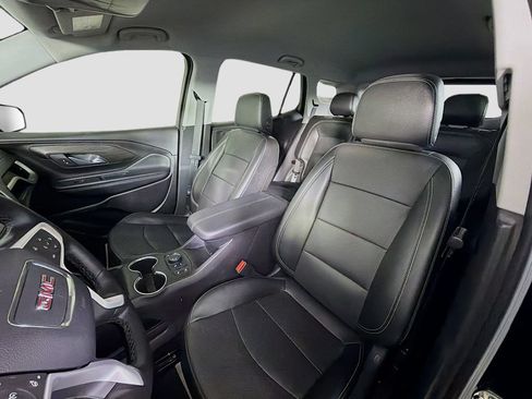 Used 2024 GMC Terrain SLT w/ Elevation Edition FWD image 14