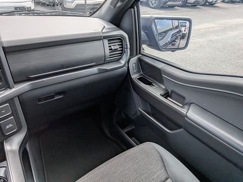 Used 2024 Ford F150 XLT w/ XLT Black Appearance Package RWD image 16