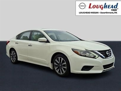 Used 2017 Nissan Altima 2.5 SL w/ 2.5 Technology Package
