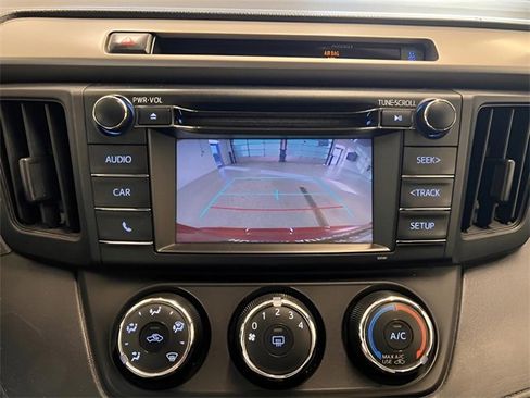 Used 2016 Toyota RAV4 LE image 16