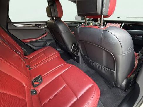 Used 2023 Porsche Macan Turbo AWD/4WD image 25