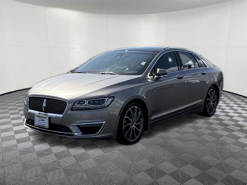 Used 2020 Lincoln MKZ Reserve w/ Luxury Package FWD image 3