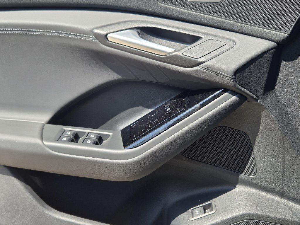 New 2027 Audi Q6 e-tron Premium Plus AWD/4WD image 28