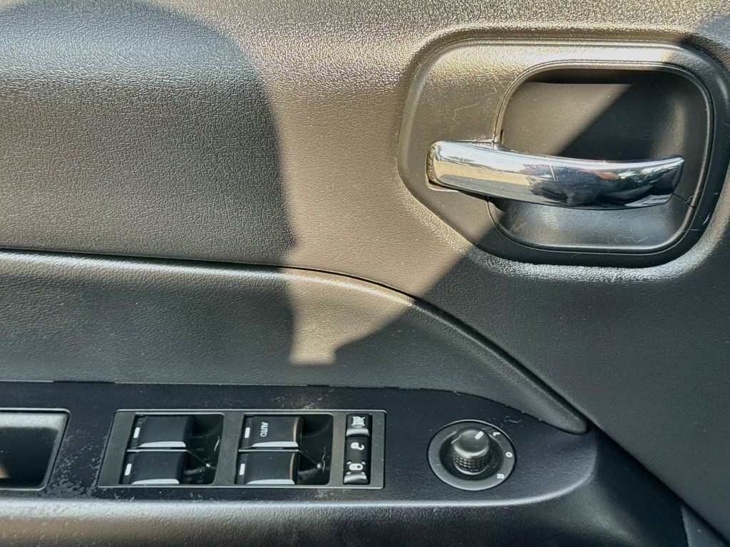 Used 2015 Jeep Patriot Sport w/ Power Value Group FWD image 18