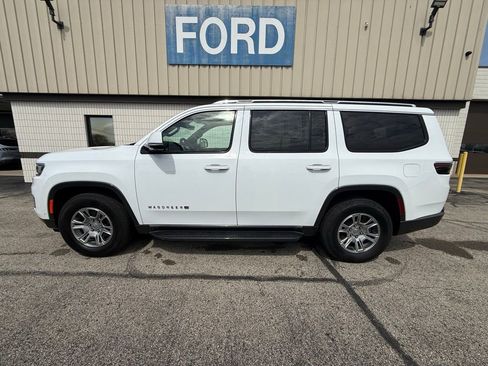 Used 2022 Jeep Wagoneer Series I w/ Convenience Group I image 4