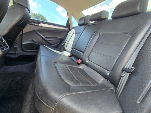 Used 2013 Volkswagen Passat 2.5 SE image 33
