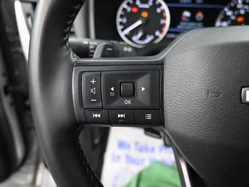 Used 2025 Nissan Rogue SV AWD/4WD image 31