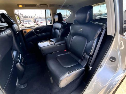 Used 2012 INFINITI QX56 4WD w/ Theater Pkg image 21